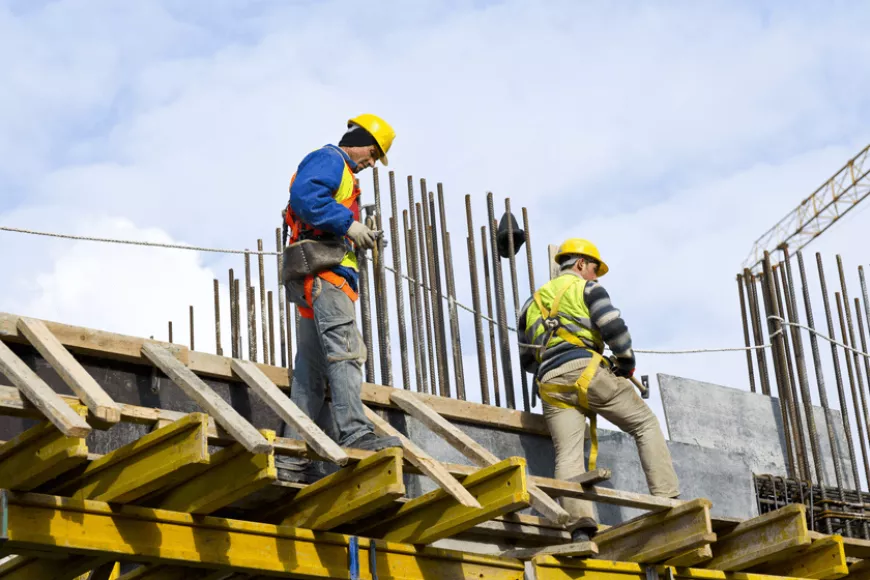 Qualifizierte und ungelernte ausländische Arbeitskräfte für das Baugewerbe